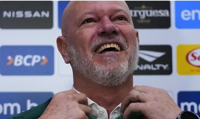 九游手机版-足协或将对安东尼奥未来另有安排！会继续委以重任，以官宣为准